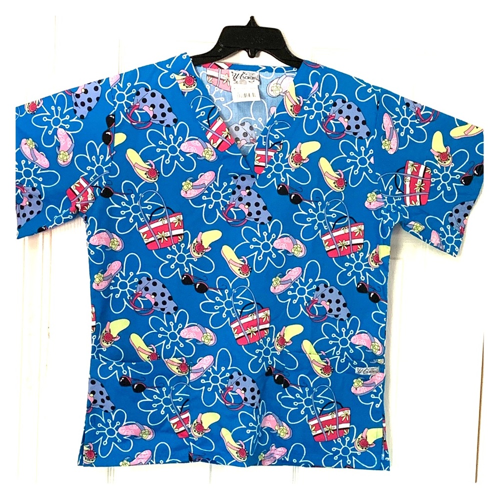 NWT beach party scrub top😎🏝